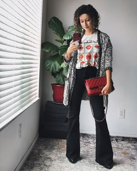 Styling Black Flare Jeans: Day 2 | Alterations Needed Black Flare Jeans Outfit, Black Flare Pants Outfit, Flare Outfits, Flair Jeans Outfit, Outfits With Flares, Flares Outfit, Flare Outfit, Black Flares, Pants Outfit Work