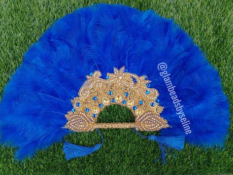 Gambian Clothes, Gowns Reception, African Fan, Bridal Fans, Prom Dress Inspo, Feather Fan, Feather Wedding, Wedding Fans, African Fashion Women Clothing