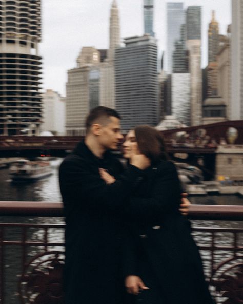 Two souls, one heart, endless love 🖤 Capturing love story in the streets of Chicago. To book your photo session - send me message ✉️ Beautiful couple: @vitaliy.marinets and @kateryna_chillax . . . . #ChicagoPhotographer #ChicagoPhotography #ChicagoPhotoshoot #ChicagoCouples #ChicagoLoveStory #ChicagoEngagement #ChicagoPhotoSession #LoveInChicago #ChicagoWeddings #dirtybootsandmessyhair #authenticlovemag #LoveStory #CouplesPhotography #CouplesGoals #CoupleShoot #CouplesInLove #LoveAndRomanc... Chicago Aesthetic Couple, Couple In Chicago, Chicago Couple Pictures, Chicago Fits, Classy Engagement Pictures, Chicago Proposal, Engagement Photos Chicago, Chicago Engagement Photos, Chicago Aesthetic