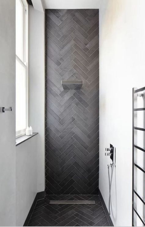 Herringbone vs Chevron Tile Patterns: How Are They Different? | Home Remodeling Contractors | Sebring Design Build Black Floors, Floor Ceramic, Herringbone Tile Floors, Trendy Kitchen Tile, Chevron Tile, Bathroom Shower Walls, Bad Inspiration, Flooring Inspiration, Herringbone Floor