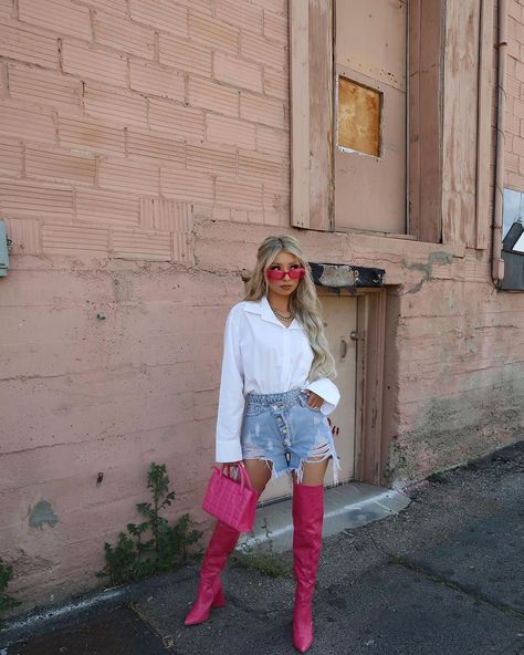 Summer Boot Outfits, Pink Cowboots Outfit, How To Style Pink Boots, Hot Pink Cowgirl Boots Outfit, Pink Boot Outfit, Pink Western Boots Outfit, Outfit With Pink Boots, Pink Knee High Boots Outfit, Pink Cowboy Boots Outfit