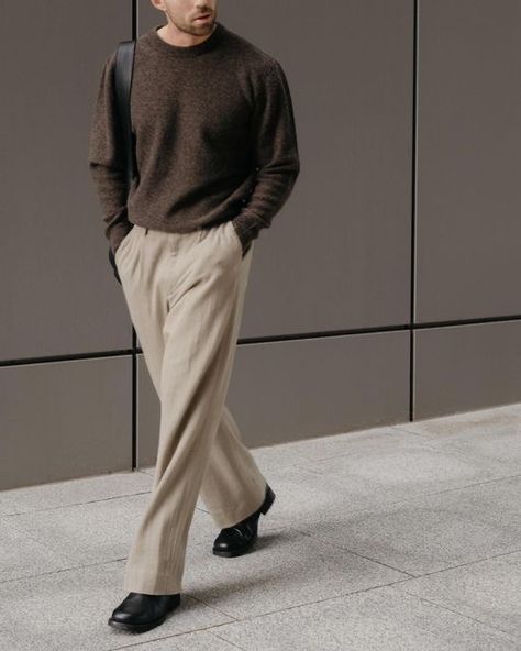 Minimalist Outfit Men Minimal Classic, Men Elegant Outfit, Daniel Simmons Outfit, Daniel Simmons, Money Clothes, Minimalist Fashion Men, Aesthetic Outfits Men, Favourite Season, Mens Casual Outfits Summer