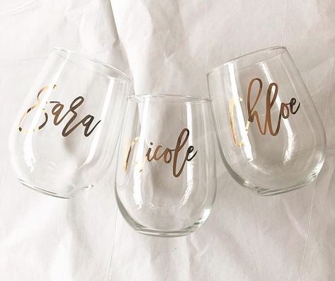 Bridal Party Wine Glasses, Bride Things, Calligraphy Projects, Bridesmaid Wine Glasses, Personalised Wine Glass, Bride Wine Glass, Bridesmaid Cups, Bridesmaid Wine, Bridal Boxes