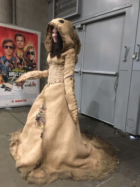 Oogie Boogie cosplay made by Darkness Cosplay @darkness_cosplay on instagram #oogieboogie #oogieboogiecosplay #thenightmarebeforechristmas Oogie Boogie Cosplay, Oogie Boogie Costume, Oogie Boogie, Oc Ideas, Inspired Dress, Nightmare Before Christmas, Costume Ideas, Halloween Costumes, Victorian Dress