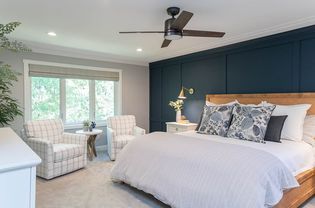 10 Decorative Paint Techniques for Your Walls Navy Blue Bedrooms, Bedroom Inspirations Minimalist, Blue Accent Walls, Bedroom Color Combination, Navy Blue Walls, Classic Coastal, Bedroom Wall Paint, Bedroom Accent, Fall Bedroom