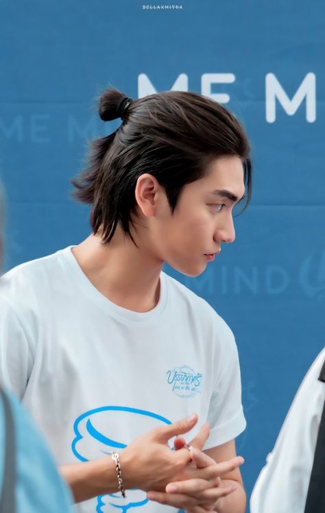 Asian Long Hair, Men Long Hair, Asian Haircut, Boss Noeul, Asian Men Hairstyle, Men Hairstyle, Hair Inspiration Short, Hair Styles Men, Corte De Cabelo Masculino