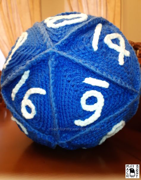 20 Sided Dice Crochet Pattern, Crochet 20 Sided Dice, Crochet Amigurumi Dnd, Dnd Dice Crochet, Crochet D20 Pattern, Dungeons And Dragons Crochet Patterns Free, Crochet D20 Pattern Free, D20 Crochet Free Pattern, D20 Crochet