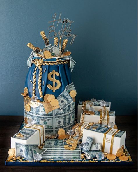 Money Cake Ideas For Men, Money Birthday Cake, Money Birthday, Money Cakes, Rodjendanske Torte, Lover Wedding, Tiered Cakes Birthday, Special Birthday Cakes, Money Cake