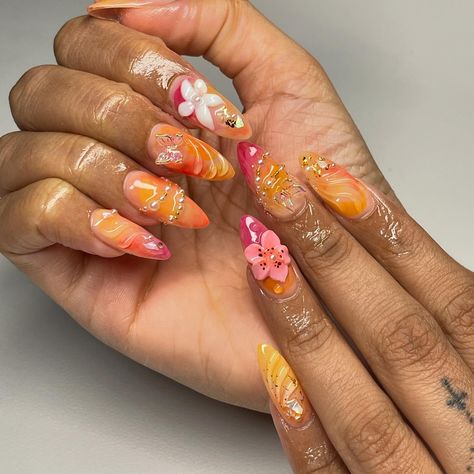 Summmmmer is heree! Ib by the queen @amys.clients 🌸 Orange Nail, Orange And Pink Aesthetic, Pink And Orange Aesthetic, Pink And Orange Nails, Orange And Pink Nails, Subtle Nails, Summery Nails, Summer Acrylic Nails, Orange Nails