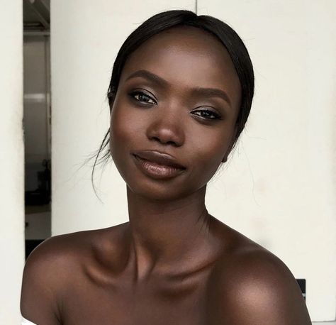 32 Summer Wedding Makeup Looks That'll Make You Glow Ania Milczarczyk, Hair Trends For 2023, Fall 2023 Wedding, Client Makeup, Wedding Makeup And Hair, Summer Wedding Makeup, 90s Makeup Look, Fall Wedding Makeup, Embrace Natural Beauty