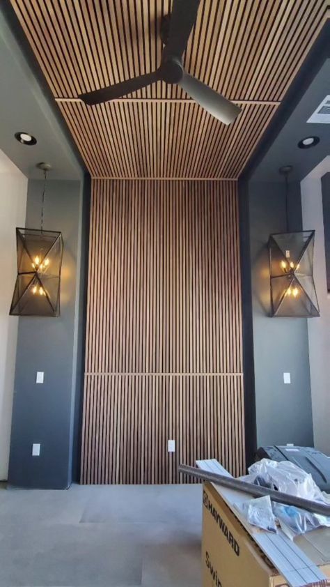 Slatted wood accent wall in new build design. Wood Slats On Ceiling And Wall, Wood Slat Wall To Ceiling, Wood Slat Wall Vaulted Ceiling, Slat Wall Ceiling Ideas, Slat Wood Wall Diy, Screen Walls Interior, Decorative Wood Slat Wall, Wooden Panel Accent Wall, Diy Feature Wall Ideas Bedroom