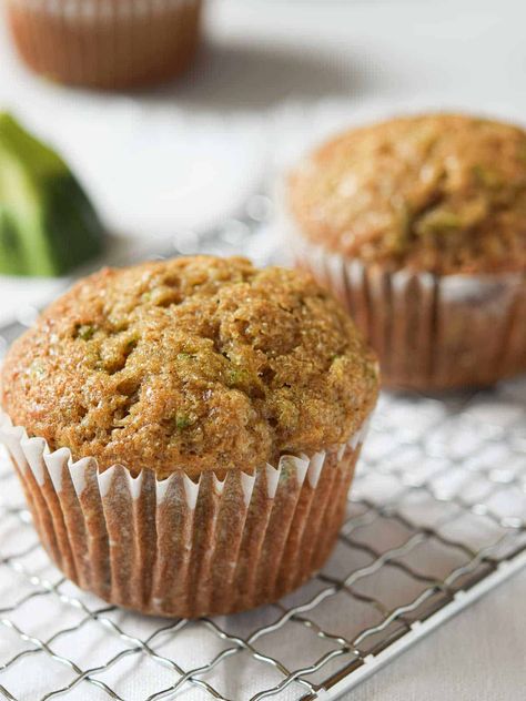 Zucchini Muffins With Applesauce - Brunch & Batter Zucchini Applesauce Muffins, Recipe With Applesauce, Muffins With Applesauce, Easy Zucchini Muffins, Extra Zucchini, Zucchini Chocolate Chip Muffins, Zucchini Muffin Recipes, Applesauce Muffins, Chocolate Zucchini Bread