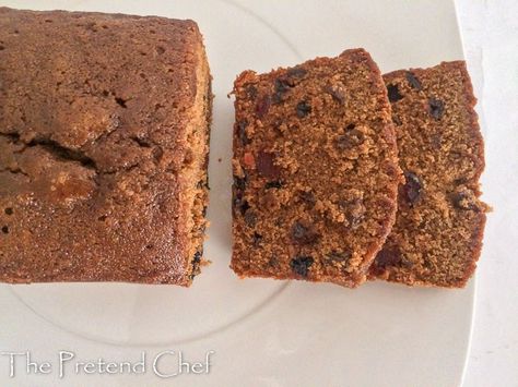 Moist Fruit cake Nigerian Wedding Food, Nigerian Wedding Cake, Wedding Fruit Cake, Loaf Tin Recipes, Fruit Cake Loaf, Nigerian Snacks, Moist Fruit Cake Recipe, Moist Fruit Cake, Nigerian Food Recipes