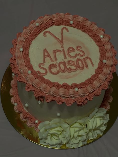 Aries Season Cake, Aries Cake Birthday, Aries Birthday Cake, Aries Cake, Recipes Starbucks Drinks, 17 Birthday Ideas, 18th Party Ideas, 19th Birthday Cakes, Creative Cake Ideas