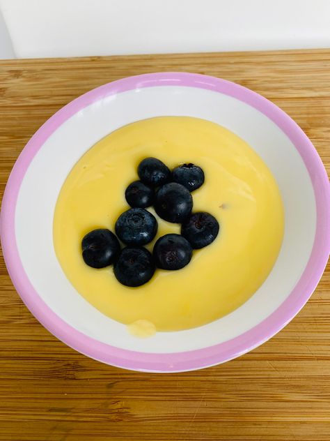 Easy custard porridge breakfast How To Make Custard, Breakfast Kids, Porridge Recipes, Vanilla Custard, Breakfast Idea, Delicious Breakfast, Breakfast For Kids, Breakfast Ideas, Yummy Breakfast