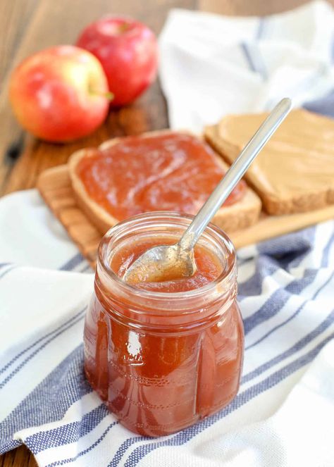 Crock-Pot Apple Butter - Barefeet in the Kitchen Make Apple Butter, Crockpot Apple Butter, Crockpot Apple, Apple Butter Crock Pot, Homemade Chai, Slow Cooker Apple Butter, Homemade Apple Butter, Jam Recipes Homemade, Slow Cooker Apples