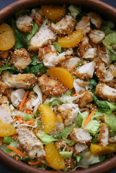 Salad With Chow Mein Noodles, Orange Chicken Salad, Orange Salad Recipes, Easy Orange Chicken, Chicken Salad Recipe Easy, Marinated Vegetables, Chow Mein Noodles, Orange Chicken Recipe, Mandarin Oranges