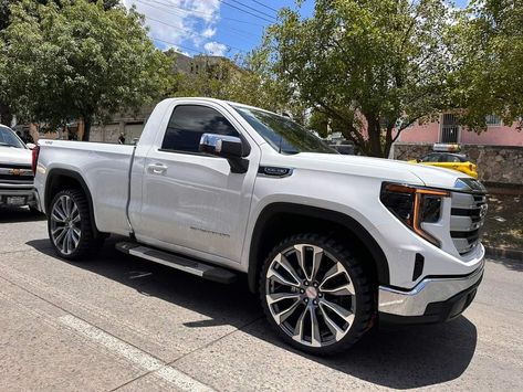 Gmc Sierra Single Cab, Squatted Trucks, Sierra Gmc, Single Cab Trucks, Silverado Truck, Chevy Pickup Trucks, Android Wallpaper Flowers, Gm Trucks, Gmc Truck