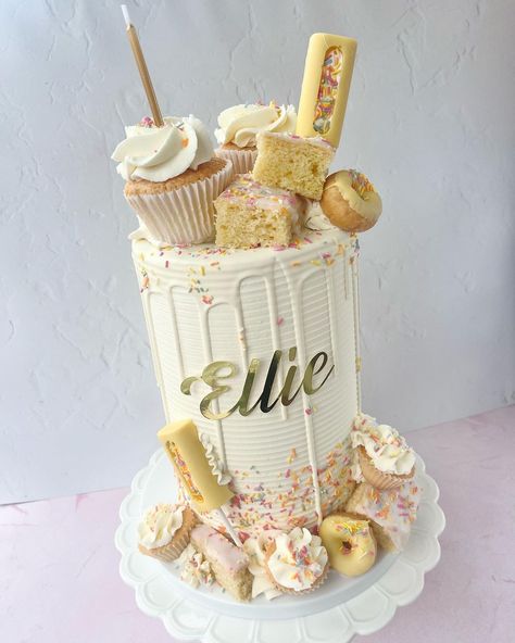 Manchester Cake Artist on Instagram: “Old school cake 🧁 Something a little different but I actually love it 😍 Old school cake with a Meg bakes twist 🤩” Old School Cake, Cake Birthday Cake, School Cake, Bakers Gonna Bake, Cake Artist, Cake Cake, Artist On Instagram, Birthday Ideas, Diaper Cake