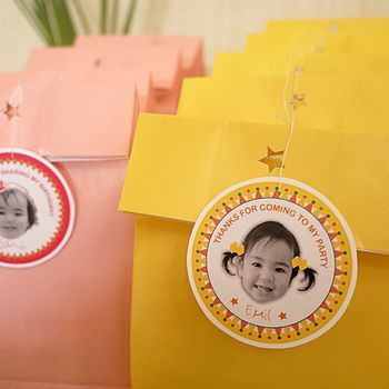 Party Loot Bags With Personalised Tags Loot Bags For Kids Birthday, Loot Bag Ideas For Kids, Diy Loot Bags, Loot Bag Ideas, Birthday Plans, Goodie Bags For Kids, Birthday Goodie Bags, Bags For Kids, Loot Bags