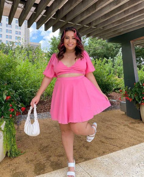 Pink Barbie Outfits Plus Size, Barbie Core Outfit Plus Size, Barbiecore Aesthetic Outfit Plus Size, Plus Size Bimbocore Outfits, Pink Girly Outfits Plus Size, Barbiecore Outfit Plus Size, Plus Size Summer Aesthetic, Bimbocore Outfits Plus Size, Plus Size Pink Aesthetic