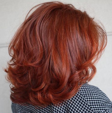 Hair For Fair Skin, Short Copper Hair, Bright Copper Hair, Copper Brown Hair Color, Copper Blonde Hair Color, Copper Hair Color Ideas, Red Copper Hair Color, Hair Color Mahogany, Red Hair Looks