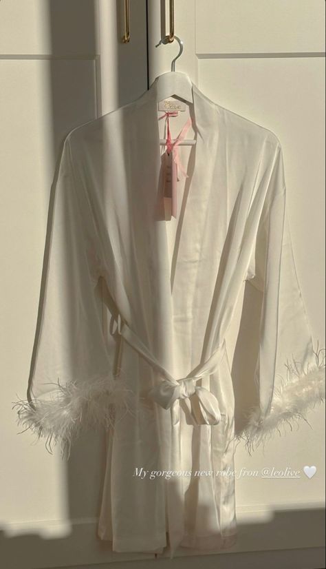 Silky Robe Aesthetic, Bath Robe Silk, Silk Bathrobe Aesthetic, Night Robe Aesthetic, Bathtub Routine, Bath Robe Aesthetic, Silk Robe Aesthetic, Robes Aesthetic, Bathrobe Aesthetic