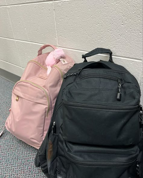 Two backpacks one pink one black. Pink Black Couple, Pink And Black Friends, Pink And Black Duo, Black And Pink Couple Aesthetic, Backpack Pink Aesthetic, Pink And Black Friends Aesthetic, Light Pink And Black Aesthetic, Pink And Black Duo Aesthetic, Pink Backpack Aesthetic