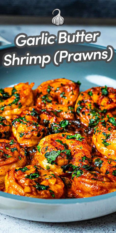 Rich, flavorful, buttery taste - that's what you get with this Garlic Butter Shrimp! The shrimp are plump, juicy and excellently pan seared - making this one of the best shrimp dishes you'll ever have! Via @umamiology Pan Seared Shrimp Recipes, Seared Shrimp Recipes, Charred Shrimp, Easy Dinner Recipes For One, Pan Seared Shrimp, Seared Shrimp, Quick Easy Dinner Ideas, Family Meal Recipes, Prawn Dishes