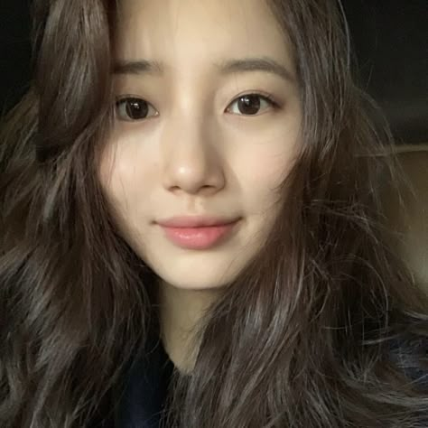 Bae Suzy, Hair