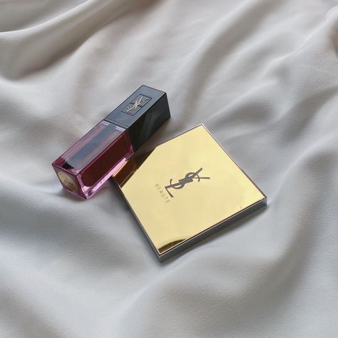 Ysl Vibes, Expensive Lipstick, Make Up Lipstick, Ysl Makeup, Alat Makeup, Korean Eye Makeup, Perfume Collection Fragrance, Ysl Beauty, Classy Aesthetic