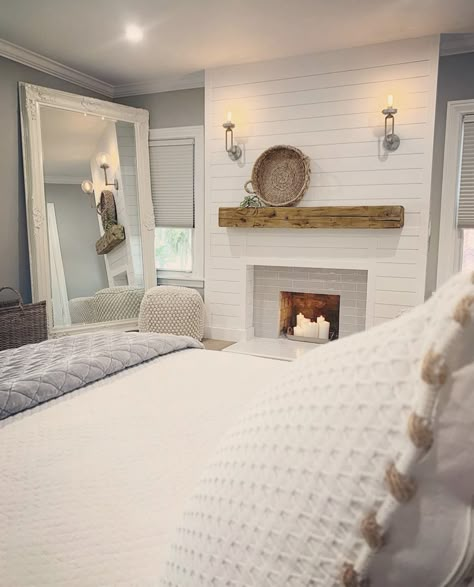 Bedroom Decor With Fireplace, Wall Fireplace Bedroom, Small Master With Fireplace, Fireplaces In Bedrooms Ideas, Bedroom Shiplap Fireplace, Small Fireplace Bedroom, Fireplace Ideas In Bedroom, Faux Fireplace Ideas Master Bedrooms, Fireplaces In Master Bedrooms