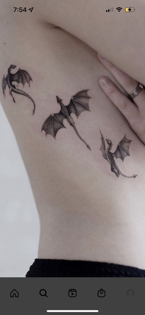 Small Dragon Rib Tattoo Woman, Dragon Side Rib Tattoo, Dragon Tattoo For Women Collar Bone, Rib Tattoos For Women Dragon, Rib Tattoo Dragon, Dragon Tattoo For Women Chest, Dragon Ribcage Tattoo, Under Bobs Tattoos Ideas, Dragon Tattoo Ribcage