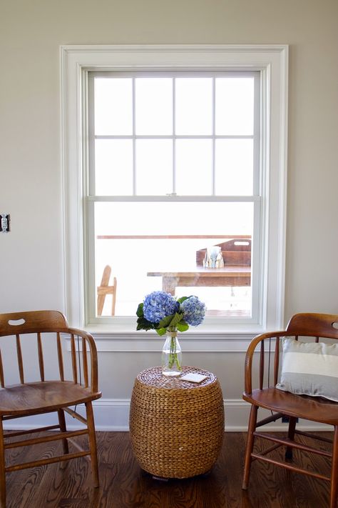 Benjamin Moore Pale Oak walls. Looks great with white trim. Benjamin Moore Pale Oak, Painting Wood White, Interior Paint Colors For Living Room, Pale Oak, Living Colors, Room Accent Wall, Kitchen Wall Colors, Cream Walls, Accent Walls In Living Room