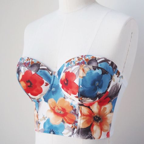 Lingerie Sewing Pattern, Bra Sewing Pattern, Bra Sewing, Bra Making, Sewing Lingerie, Scuba Fabric, Clothes Sewing Patterns, Bustier Top, Bras And Panties