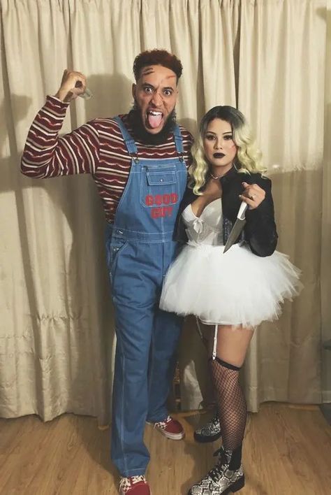 Chucky Couples Halloween Costume, Chucky Couple Costume, Double Couple Halloween Costumes, Horror Couples Costumes, Girlfriend Costumes, Chucky Halloween Costume, Halloween Couple Costumes, Bride Of Chucky Costume, Easy Couple Halloween Costumes