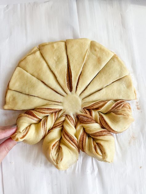 Snowflake Bread, Holiday Star Bread I Baker Bettie Tear And Share Snowflake Bread, Platted Bread Recipe, Paul Hollywood Cinnamon Snowflake Bread, Star Cinnamon Bread, Braided Milk Bread, Christmas Bread Designs, Snowflake Bread Recipe, Light Fluffy Bread Recipe, Winter Bread Recipes