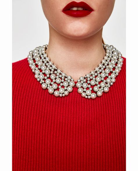 Collar Necklace Outfit, Pearl Necklace Outfit, Pearl Necklace Classic, Aka Outfits, Pearl Collar, Necklace Outfit, Outfit Zara, Ideas For Outfits, Metal Drop