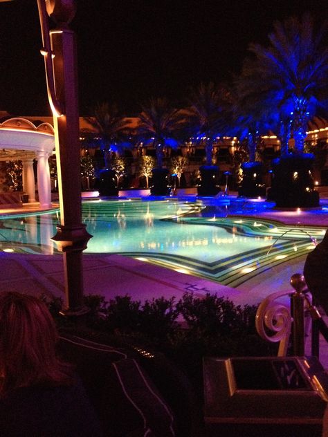 A pool side view at XS Nightclub, Las Vegas. Xs Nightclub Vegas, Vegas Aesthetic, Marquee Nightclub, Las Vegas Nightlife, Body Guards, Vegas Nightlife, Night Clubs, Pool Side, Best Club