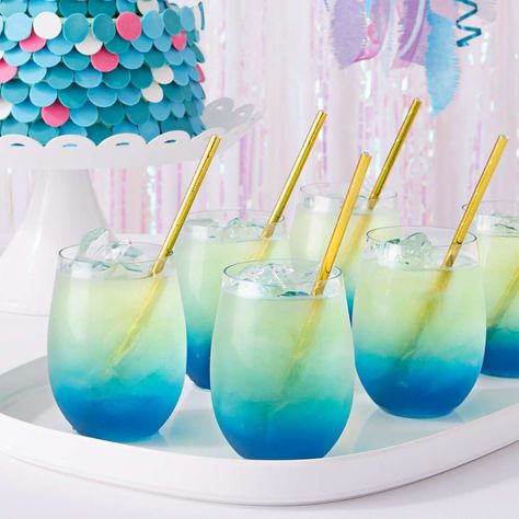 Hbd Ideas, Party Drink Ideas, Underwater Theme Party, Mermaid Food, Underwater Birthday, Mermaid Birthday Party Ideas, Mermaid Pool Parties, Underwater Party, Birthday Party Drinks