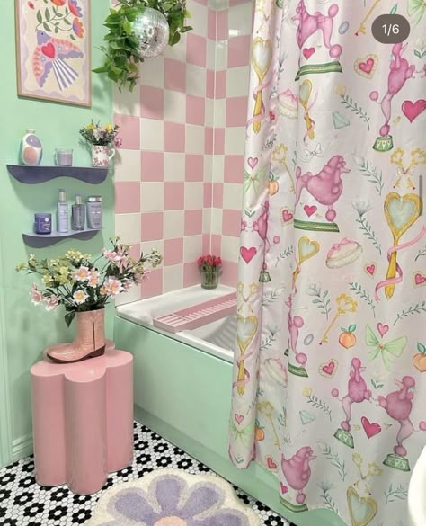 Pastel Bathroom, Pastel House, Casa Vintage, Bathroom Inspiration Decor, Dream House Decor, Aesthetic Room Decor, Bathroom Makeover, House Inspiration, House Rooms