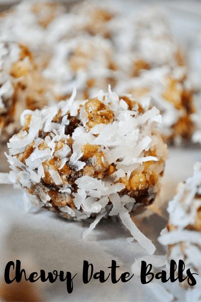 Date Nut Balls With Coconut, Date Nut Balls Recipe, Date Nut Roll, Date Nut Balls, Nut Balls Recipe, Date Candy, Coconut Date Balls, Christmas Candy Easy, Date Balls