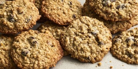 Chewy Chocolate Chip Oatmeal Cookies