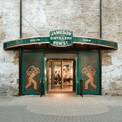 Jameson Distillery Dublin - The World's Leading Distillery Tour Jameson Distillery, Kilmainham Gaol, Jameson Whiskey, Guinness Storehouse, Ireland Tours, Whiskey Distillery, Jameson Irish Whiskey, Dublin Castle, Bridge City