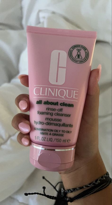 Clinique Face Wash, Friends Quiz, Creative Wedding, Aesthetic Grunge, Face Care, Face Wash, Buzzfeed, Sephora, Wedding Gifts