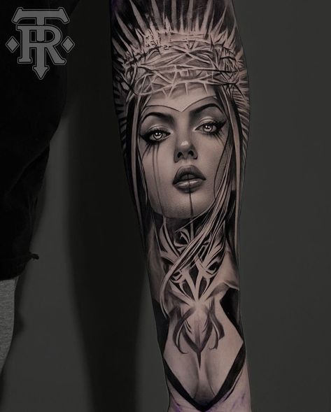 Aphrodite Realism Tattoo, Female Realism Tattoo, Hera Tattoo Goddesses, Hera Goddess Tattoo, Woman Warrior Tattoo Goddesses, Female Warrior Tattoo Goddesses, Woman Warrior Tattoo, Hera Tattoo, Aphrodite Goddess Tattoo