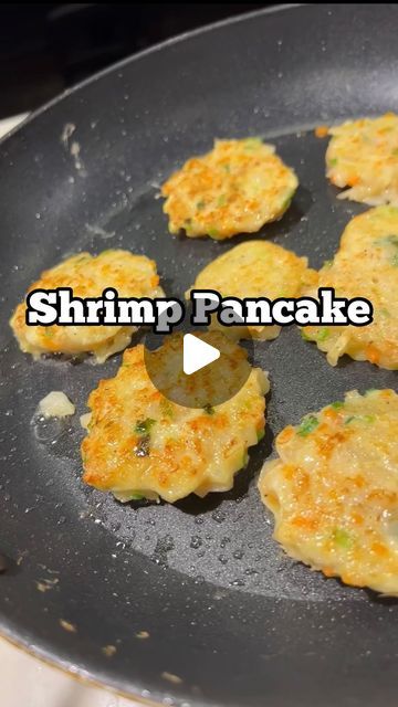 KOREAN-AMERICAN CHEF 🇰🇷 🇺🇸 on Instagram: "Shrimp Pancake 🍤🥞🔥  Made this cuz it’s Chuseok. Happy Chuseok yall!!  #koreanfood #koreanpancake #chuseok" Shrimp Pancakes, Seafood Cakes, Chris Cho, Asian Treats, Asian Shrimp, Happy Chuseok, Food Change, Shrimp Cakes, Food Asian