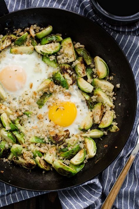 Brussels Sprouts and Eggs #brusselssprouts #egg #brunch Filling Low Carb Breakfast, Heathy Eats, Hormone Balance, Low Carb Breakfast, Brussels Sprouts, An Egg, Egg Recipes, Healthy Breakfast Recipes, Brussel Sprouts