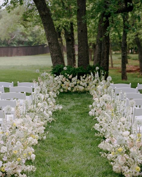 Wedding Aisle Lined With Flowers, Lawn Wedding Ceremony, Backyard Wedding Ceremony, Aisle Flowers, Ceremony Flowers, Tent Wedding, Wedding Vibes, Wedding Aisle, Wedding Florist