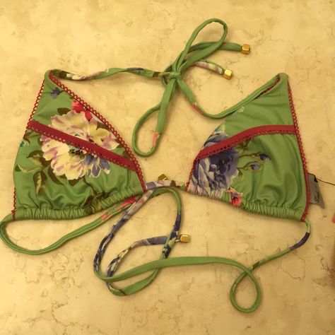 Super Cute! Just Doesn’t Fit Me Sadly :( Brand New With Tags Fairycore Swimsuit, Aesthetic 00s, Edgy Rings, Pretty Bras, Basic Fits, Summer Swim Suits, Cute Bikinis, Swimmers, Suit And Tie